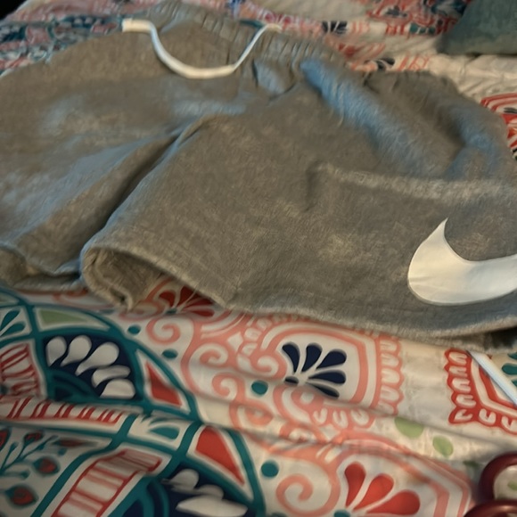 XXL Nike shorts grey - Picture 2 of 2
